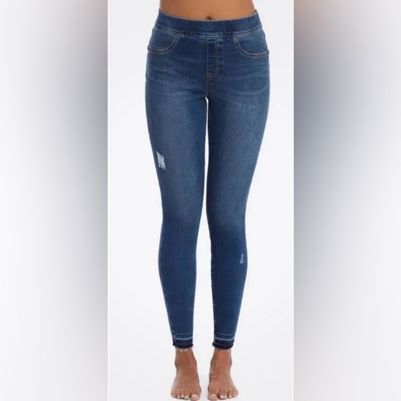 Spanx Distressed Denim Legging Pull On Jeans - Picture 1 of 8